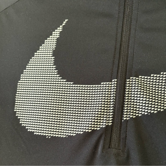 GUC Nike running dri fit 1/4 zip - Picture 2 of 7